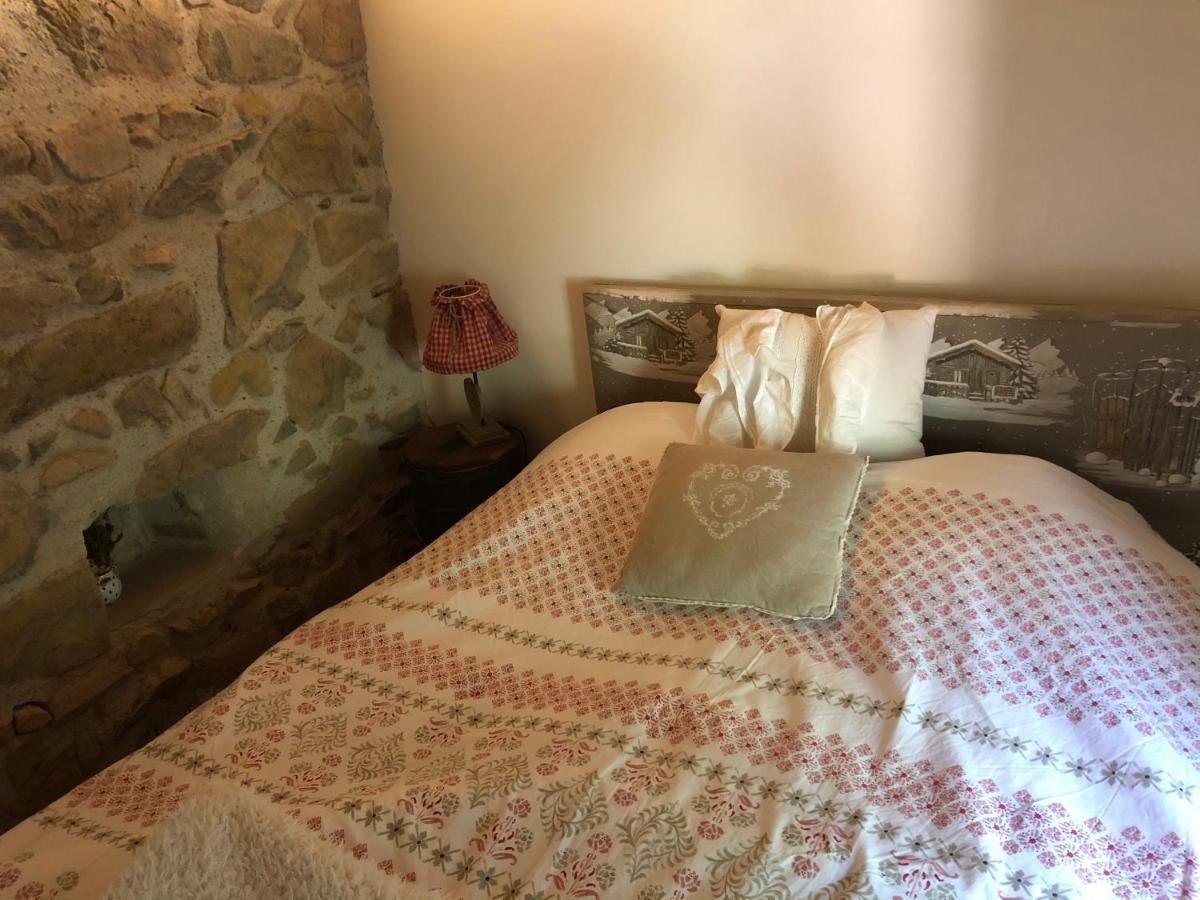 Le Chalet De La Goutte Saint-Appolinaire  Екстериор снимка