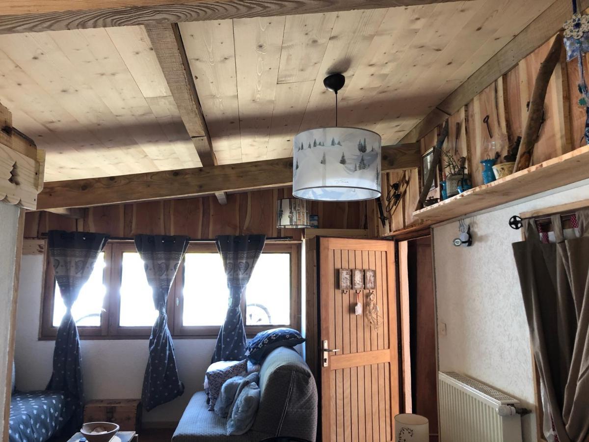 Le Chalet De La Goutte Saint-Appolinaire  Екстериор снимка